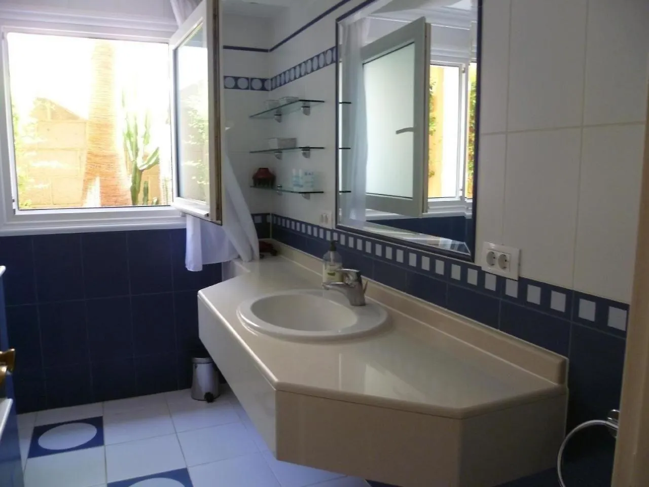 Apartment Wohnung In Chayofa Mit Terrasse, Garten Und Gemeinschaftlichem Pool Arona