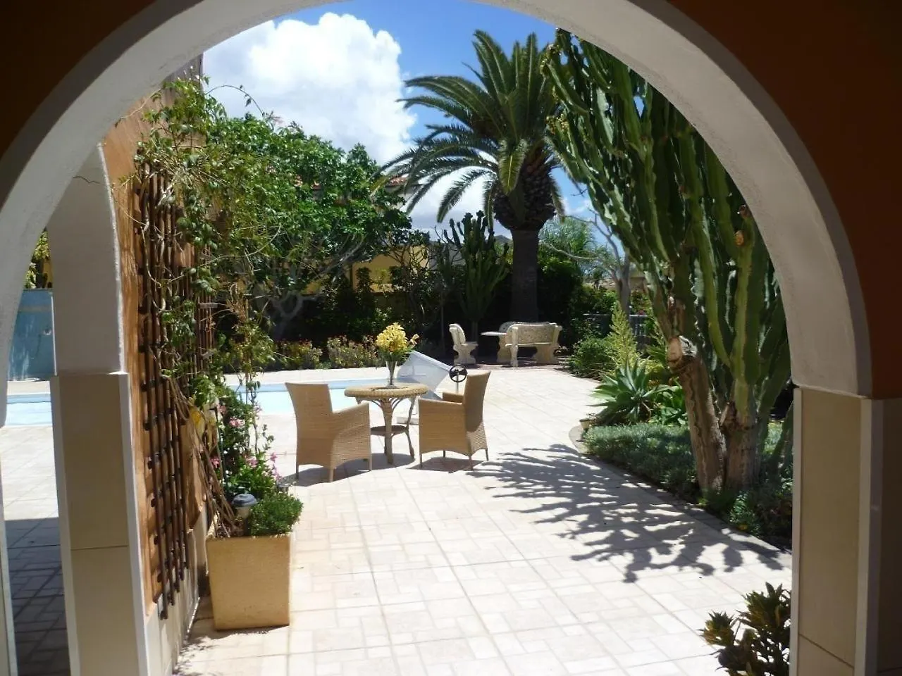 Apartment Wohnung In Chayofa Mit Terrasse, Garten Und Gemeinschaftlichem Pool Arona