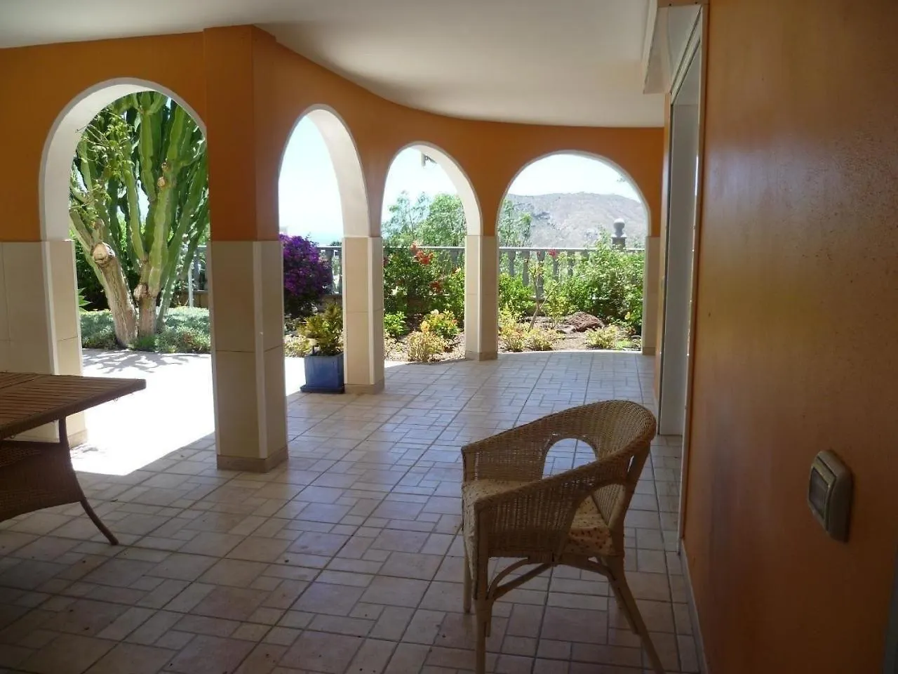 Wohnung In Chayofa Mit Terrasse, Garten Und Gemeinschaftlichem Pool Arona