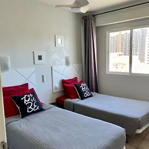 First Line, Upscale Cristianos! Free Parking Apartment