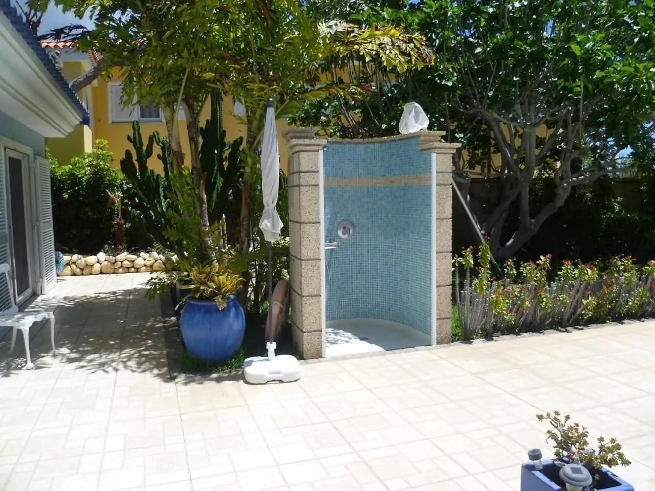 Wohnung In Chayofa Mit Terrasse, Garten Und Gemeinschaftlichem Pool Arona  Apartmán